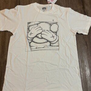 Kaws x Uniqlo UT 2016 Short Sleeve T-shirt
